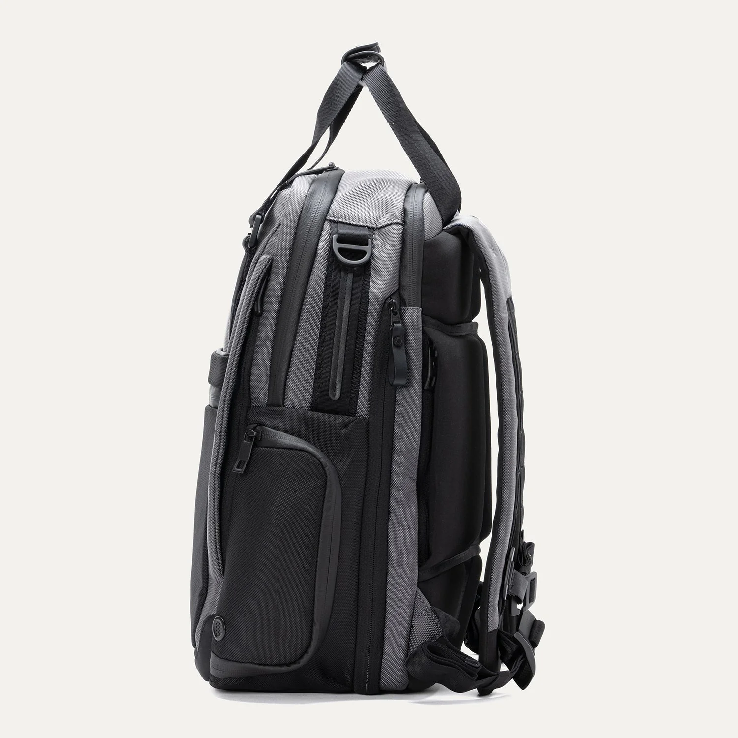 Travelpro® Altitude⢠Medium Expandable Laptop Backpack 25-30L - Image 20