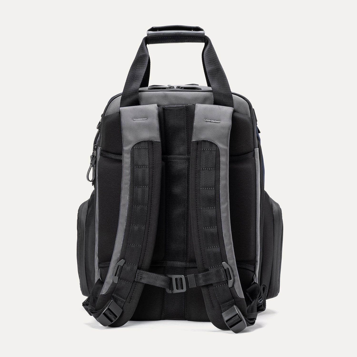 Travelpro® Altitude⢠Medium Expandable Laptop Backpack 25-30L - Image 25