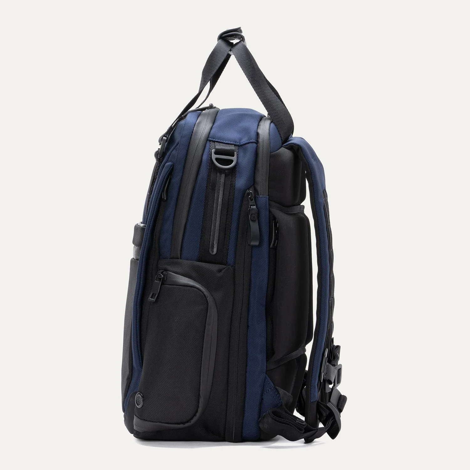 Travelpro® Altitude⢠Medium Expandable Laptop Backpack 25-30L - Image 29
