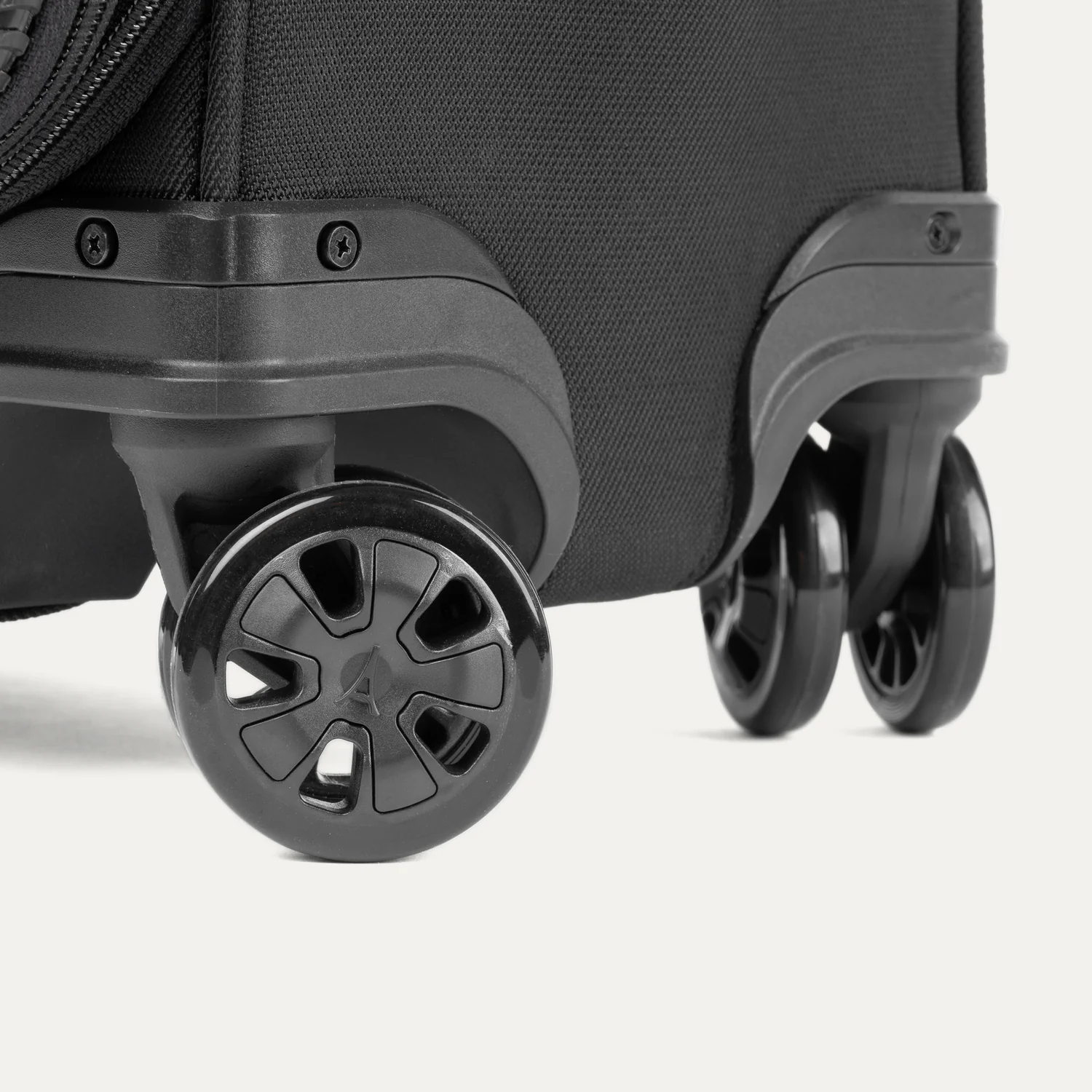Crew™ Classic Carry-On Expandable Spinner - Image 25