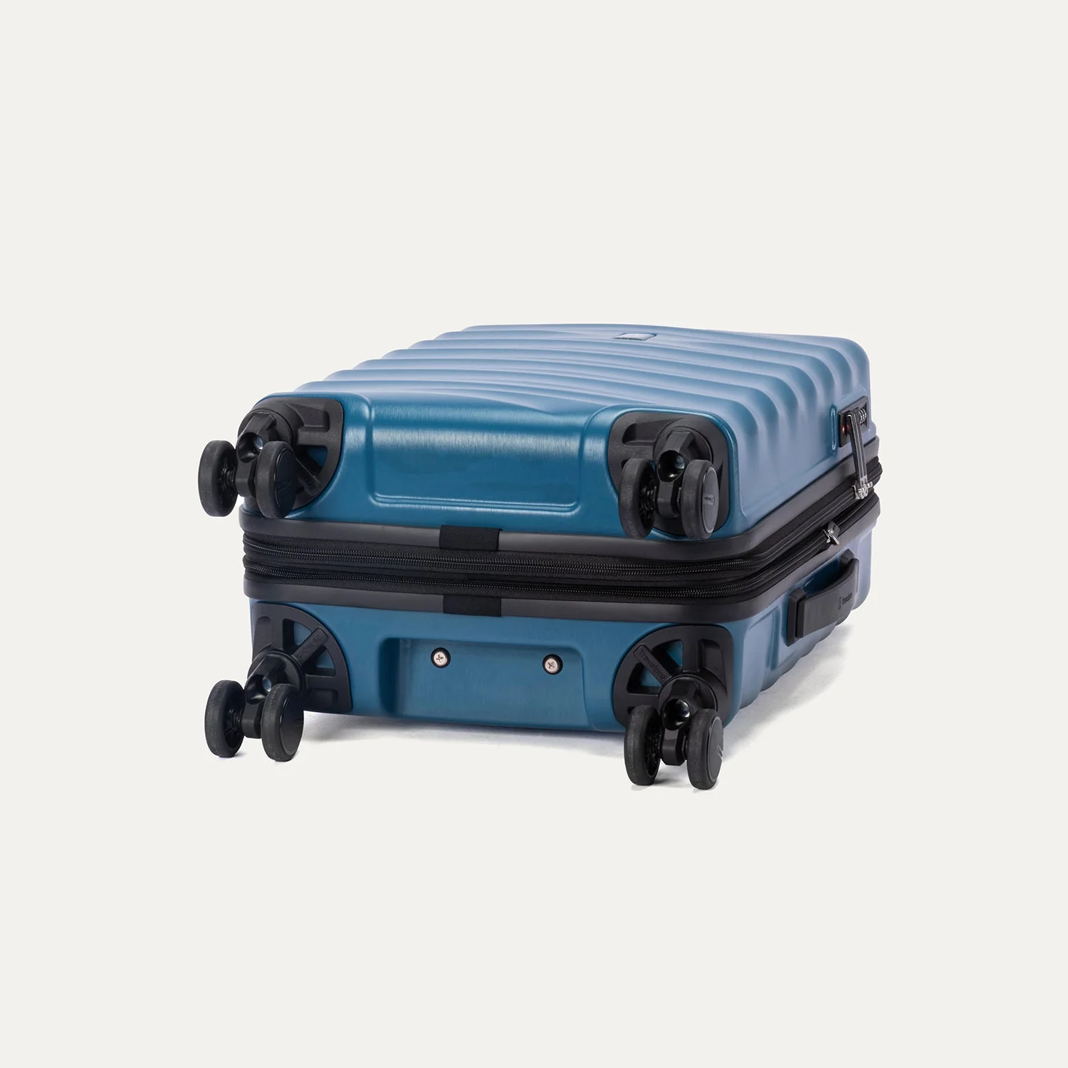 Maxlite® Air V2 Compact Carry-On / Large Check-In Set - Image 13