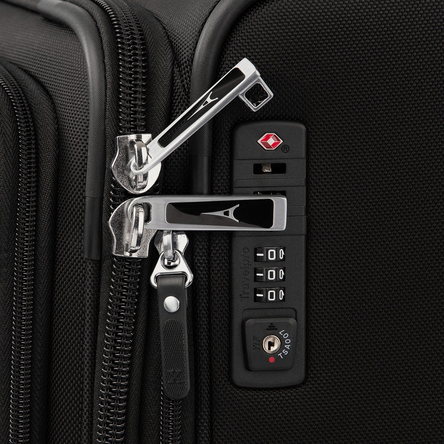 Platinum® Elite: First Class - Luggage Set - Image 23