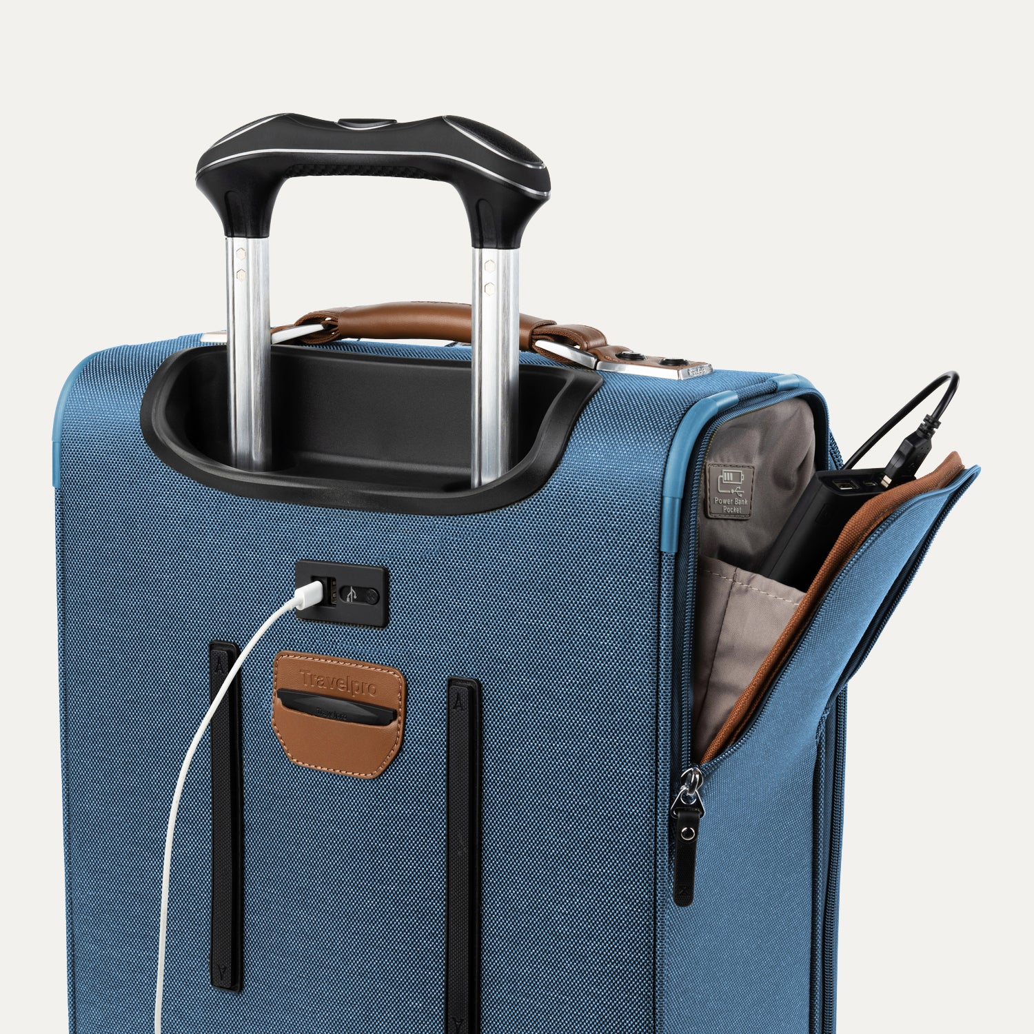 Platinum® Elite: First Class - Luggage Set - Image 37