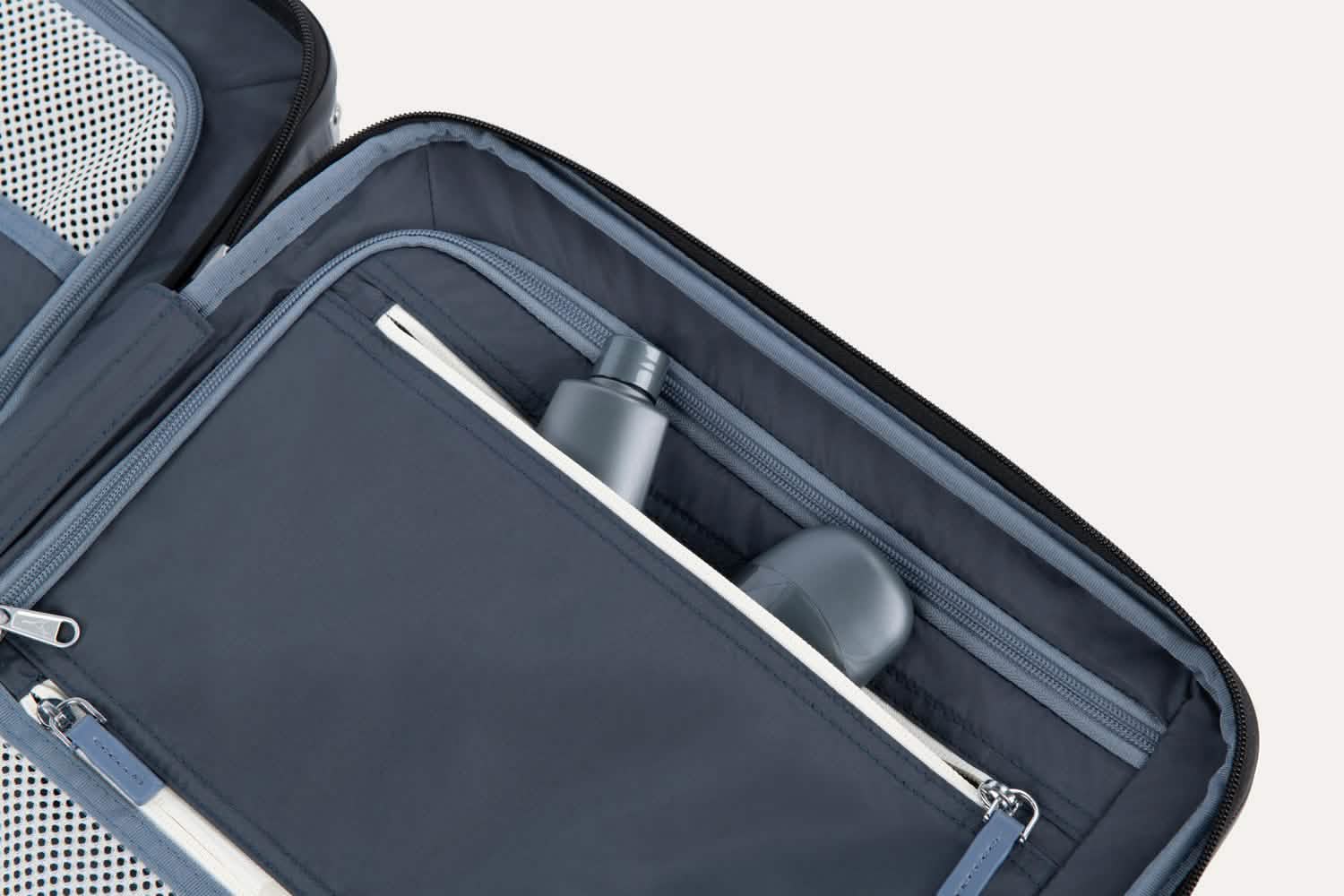 Platinum® Elite Carry-On Hardside Spinner - Image 67