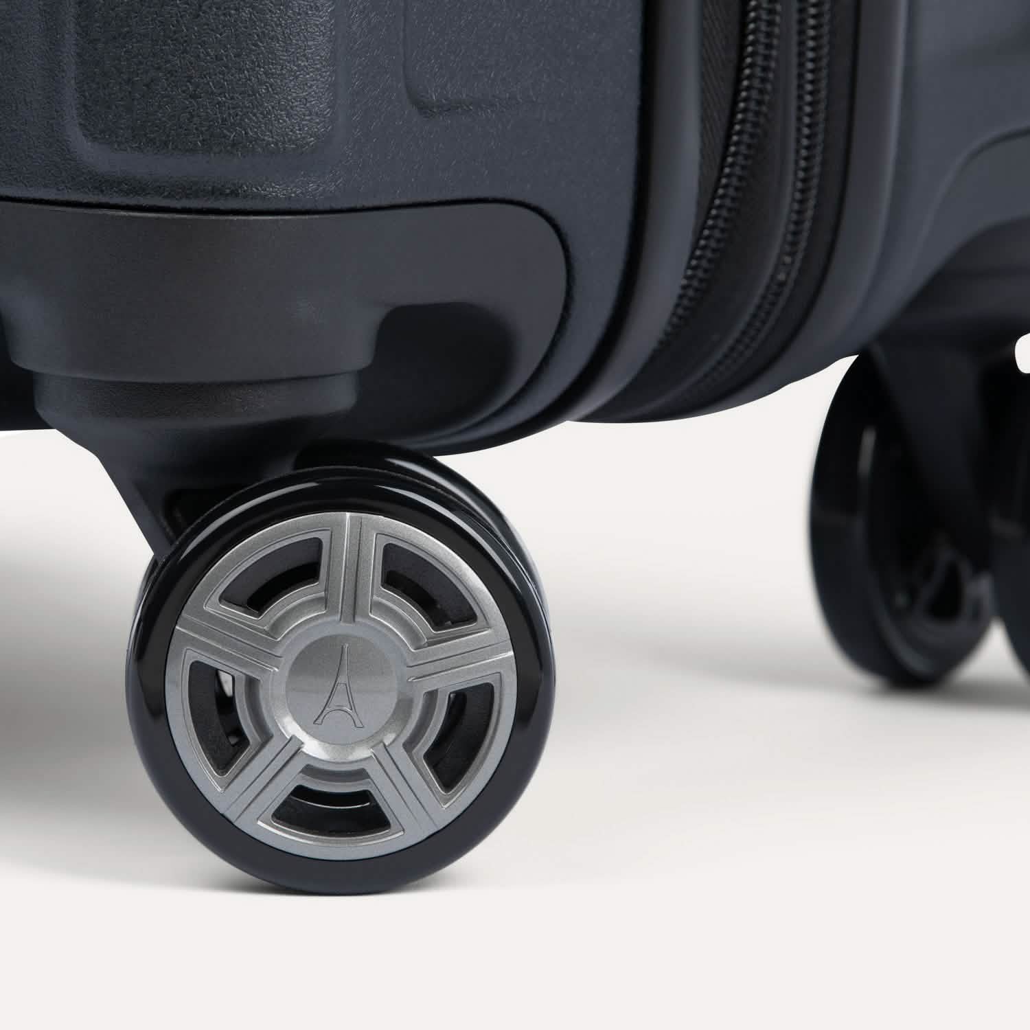 Platinum® Elite Compact Carry-On Hardside Spinner - Image 36