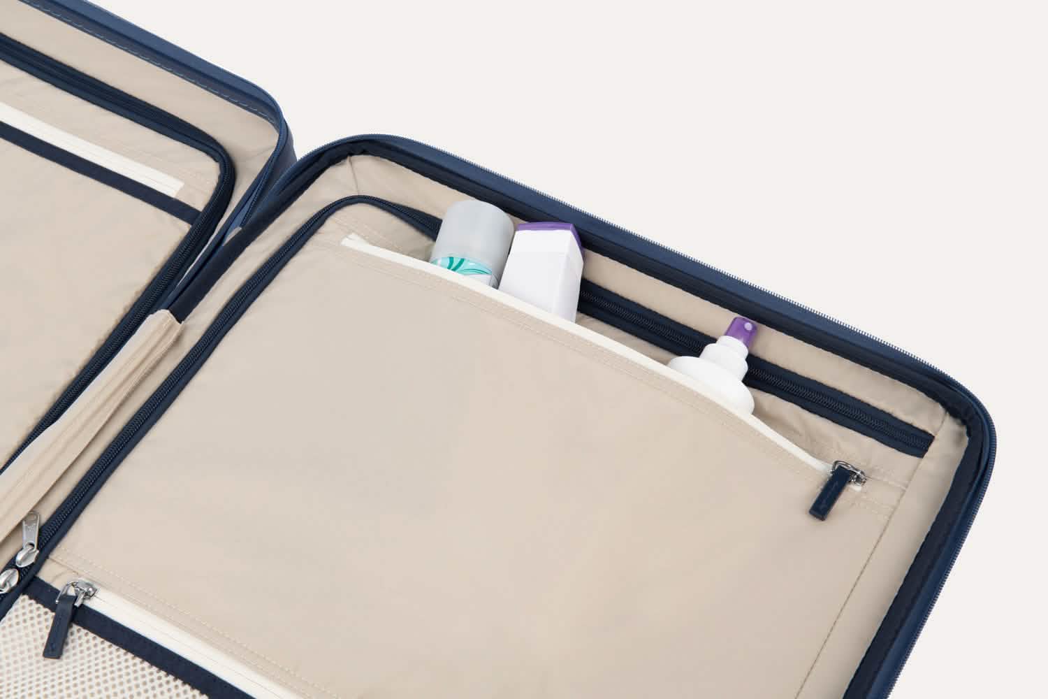 Platinum® Elite Large Check-In Hardside Spinner - Image 48