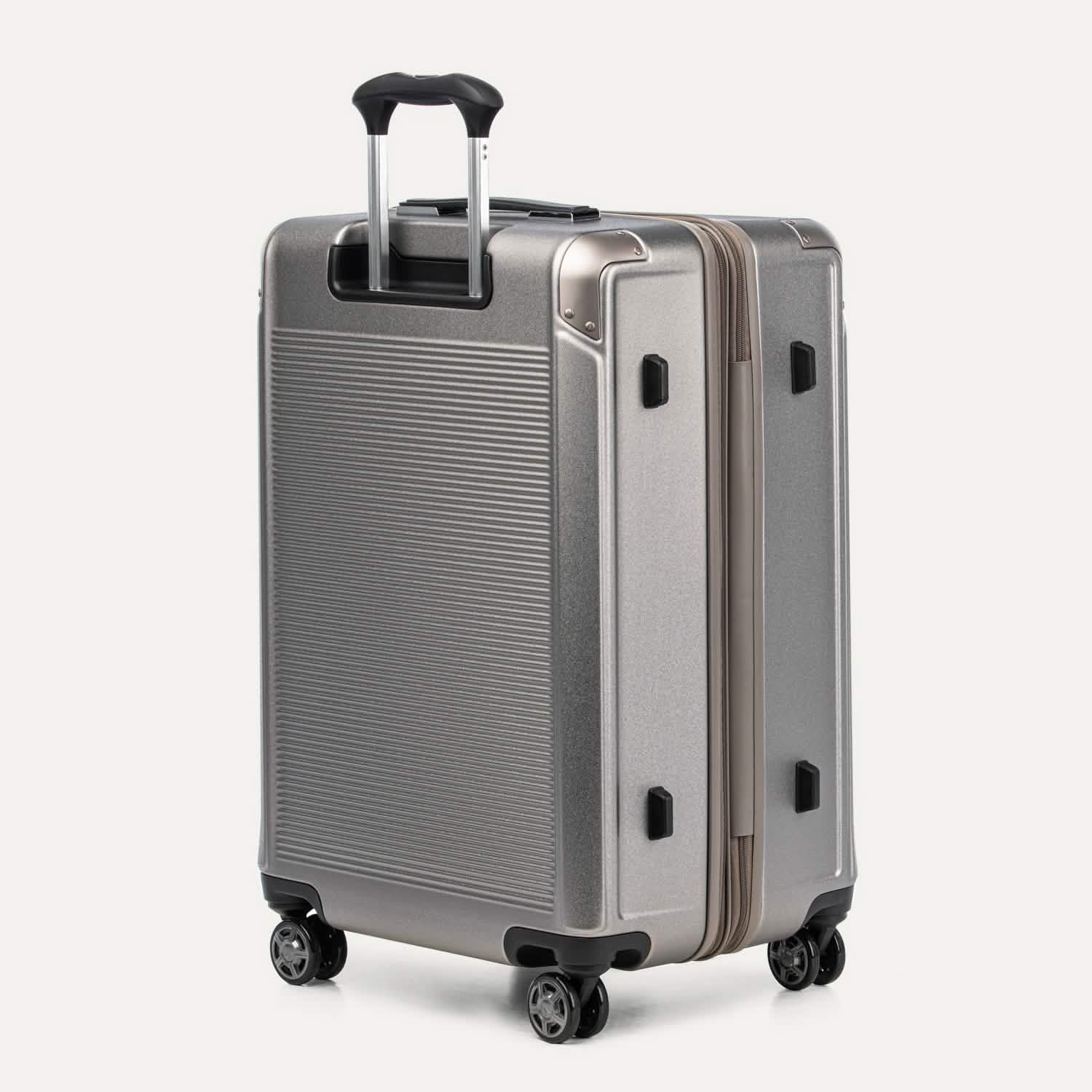 Platinum® Elite Medium Check-In Hardside Spinner - Image 3