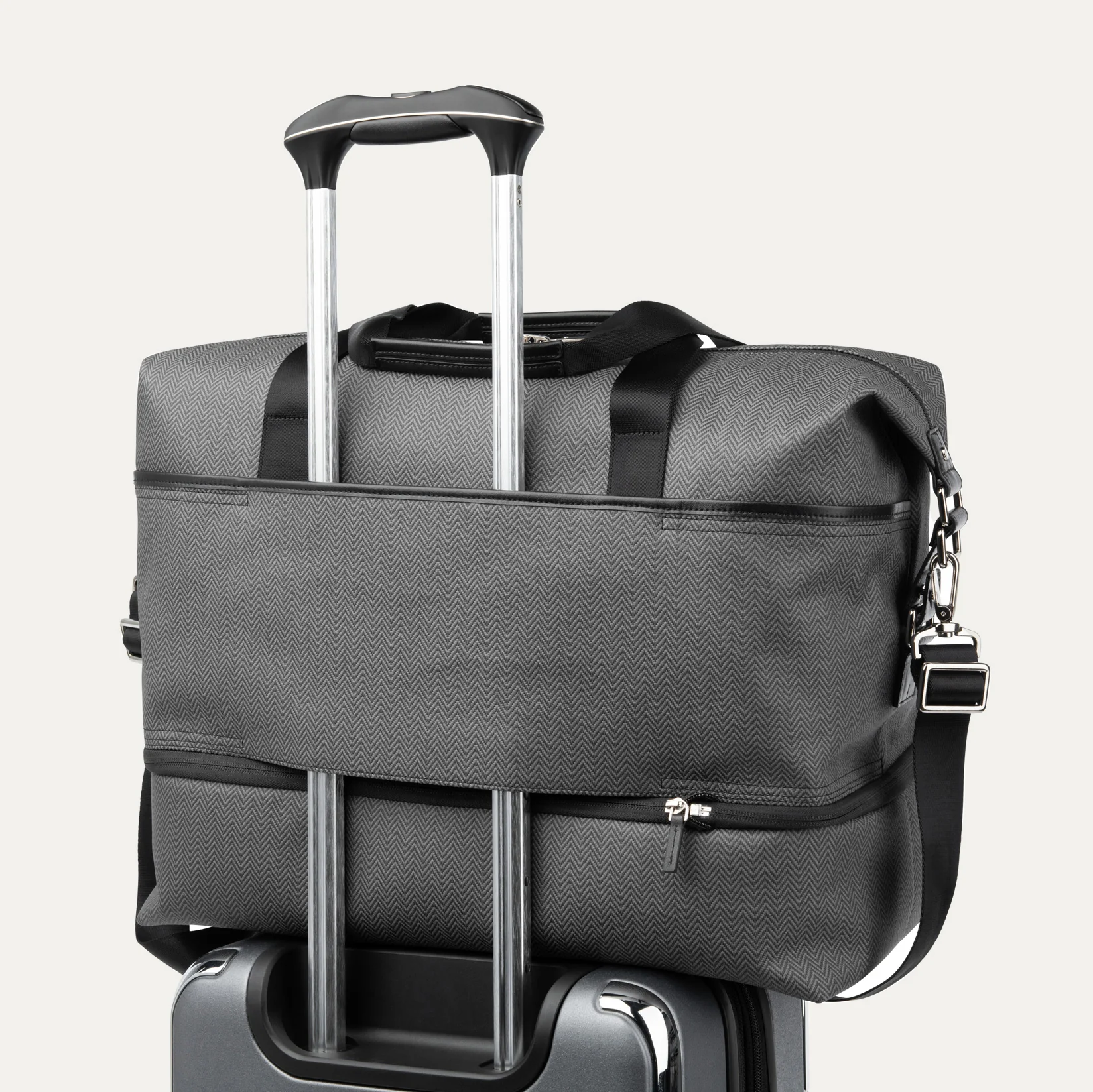 Travelpro® x Travel + Leisure Large Check-in Spinner and Drop-Bottom Weekender Bag Luggage Set - Image 18