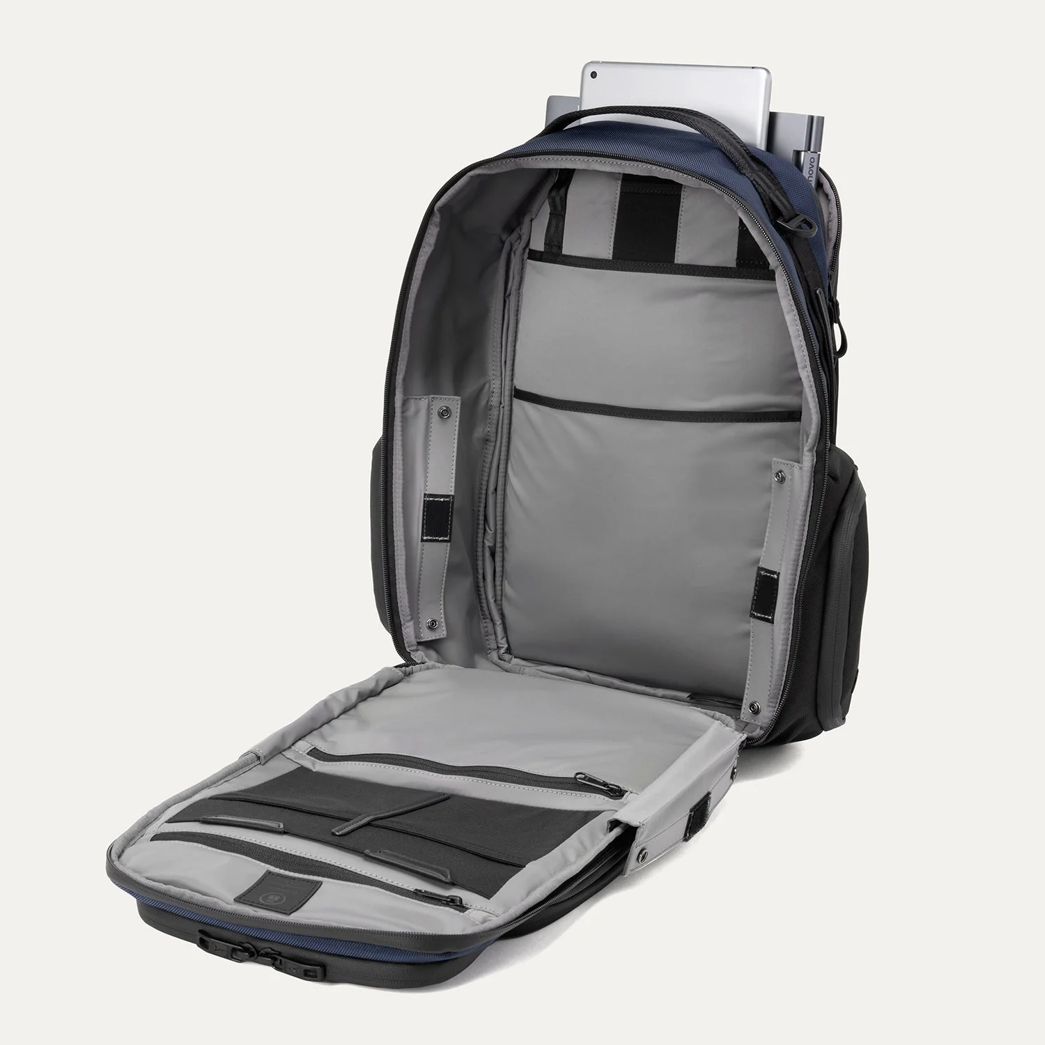 Versapack+ Medium Check-in Spinner / Travelpro® Altitude⢠Large Backpack Set - Image 5